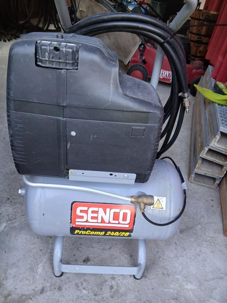 Compressor Senco plus darm, Enlèvement