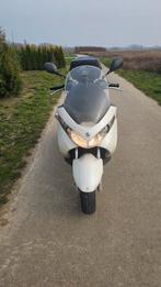 Scooter suzuki burgman 125, Motos, Motos | Suzuki, Particulier, Scooter