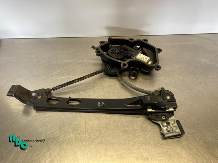 Mécanique vitre 4portes arrière droite d'un Seat Ibiza (Ib, -, 3 mois de garantie, Utilisé, -