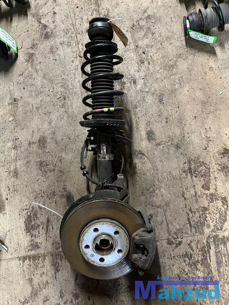 SKODA FABIA 2 1.6 Rechts voor veerpoot compleet 2007-2014, Infoline@skoda-auto.cz, Tr. Vaclava Klementa 869
293 01  Mlada Boleslav, CZ