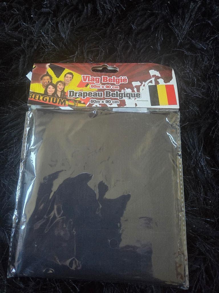 Vlag 90x60cm „België” NIEUW EN ORIGINEEL VERPAKT, Diversen, Vlaggen en Wimpels, Ophalen, Nieuw