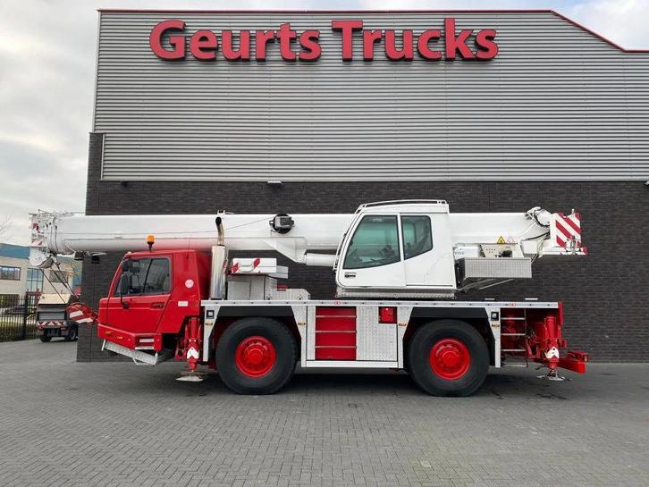 Tadano ATF 40G-2 KRAAN/KRAN/CRANE/GRUA (bj 2015), Zakelijke goederen, Machines en Bouw | Kranen en Graafmachines, Kraan
