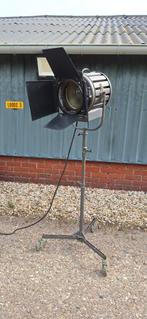 Industriële filmlamp, theaterspot Mole Richardson type 410., Verre, Utilisé, Industrieel-vintage- stoer wonen-stoer werken, 150 à 200 cm