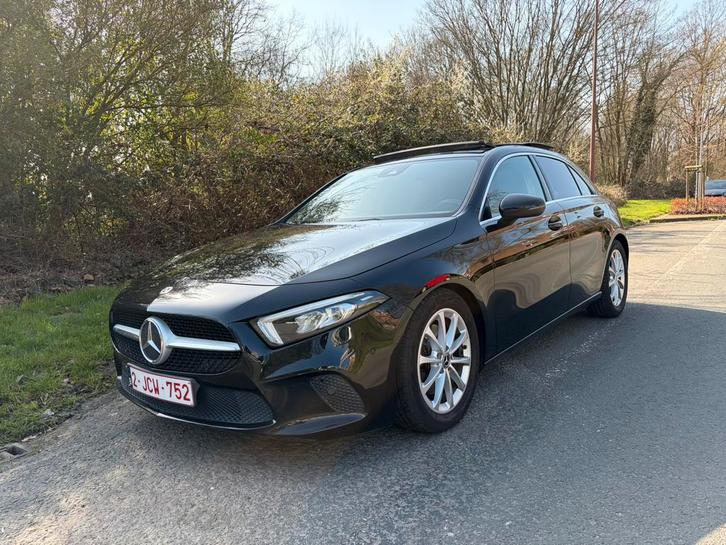 Mercedes A-Klasse Black Edition 190 PK pano en topstaat!, Auto's, Mercedes-Benz, Particulier, A-Klasse, Ophalen