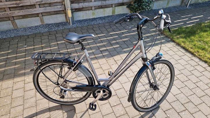 Damesfiets Koga Venya in nieuwe staat, Vélos & Vélomoteurs, Vélos | Femmes | Vélos de sport & de randonnée, Enlèvement