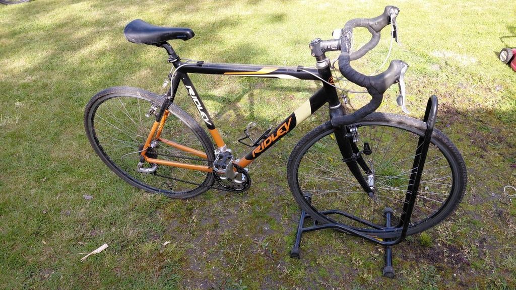 Oude Ridley fiets., Ophalen