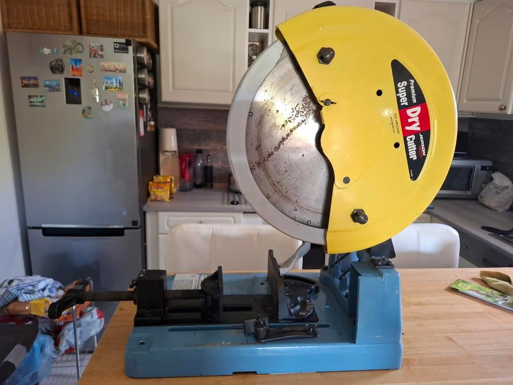 Scie a onglet Jepson, Enlèvement