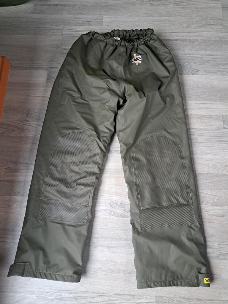 Gevoerde broek van merk Vass, Watersport en Boten, Hengelsport | Karpervissen, Ophalen of Verzenden, Zo goed als nieuw, Overige typen