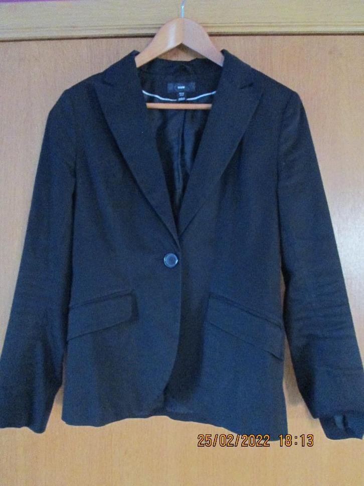 Veste « H&M » noire style tailleur, Taille 40, Kleding | Dames, Jassen | Winter, Zo goed als nieuw, Maat 38/40 (M), Zwart, Ophalen