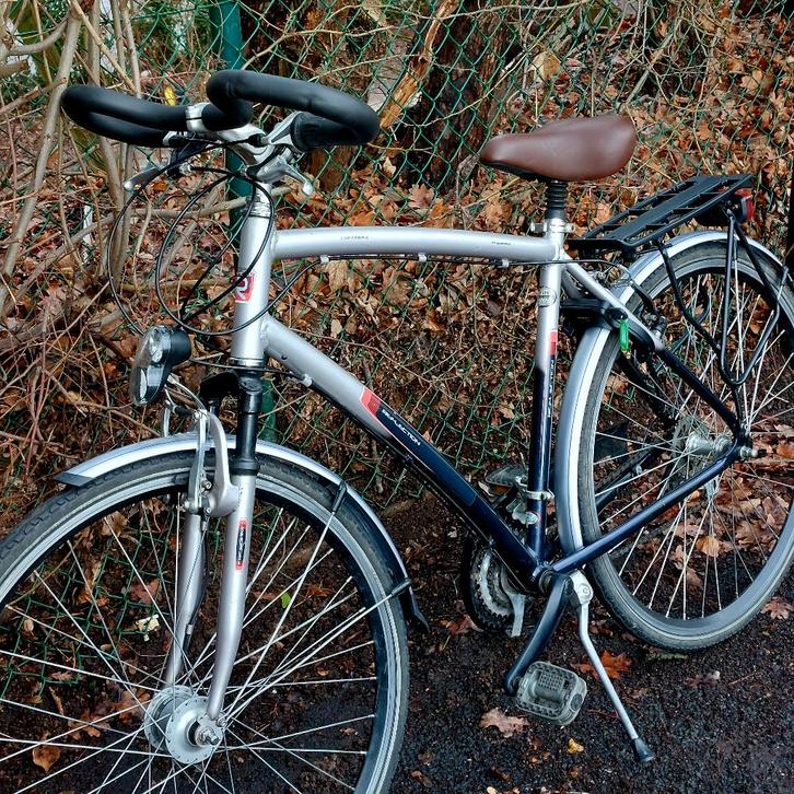 Fiets, Fietsen en Brommers, Fietsen | Heren | Herenfietsen, Zo goed als nieuw, Versnellingen, Ophalen of Verzenden