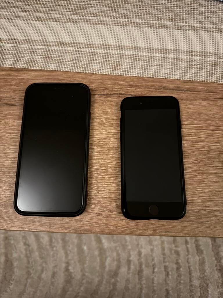 À saisir rapidement iphone 11 et Iphone SE, Télécoms, Téléphonie mobile | Apple iPhone, Enlèvement, Comme neuf, IPhone 11