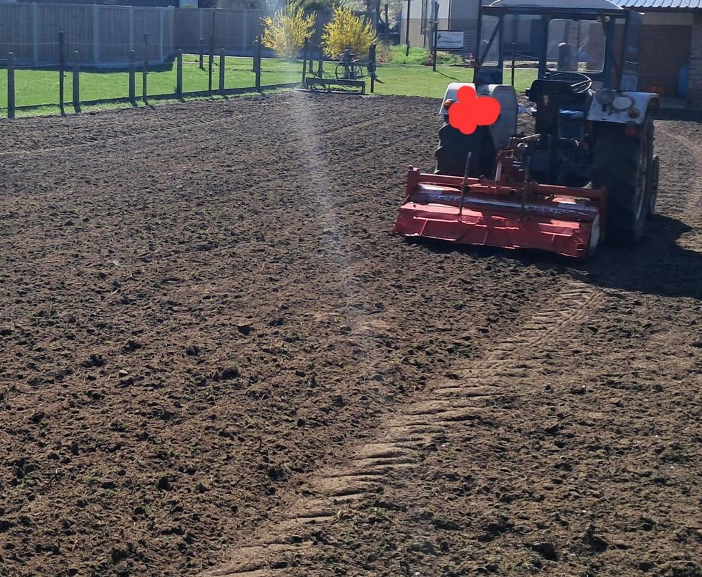Frees 170cm, Tuin en Terras, Aarde en Mest, Ophalen