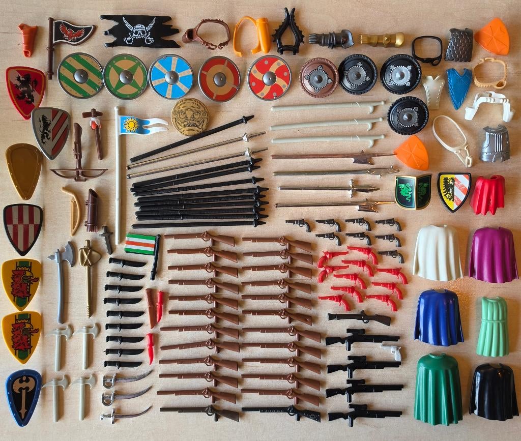 Groot Lot Playmobil Wapens Schilden Enz, Ophalen of Verzenden