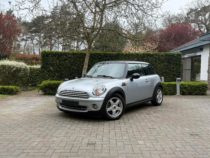 Verkocht MINI cooper 83.546 km – goed onderhouden, Auto's, Mini, Bedrijf, Te koop, Cooper, ABS, Alarm, Boordcomputer, Isofix, Metaalkleur
