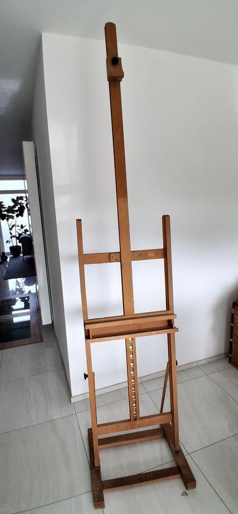 Grote verstelbare schildersezel, Ophalen