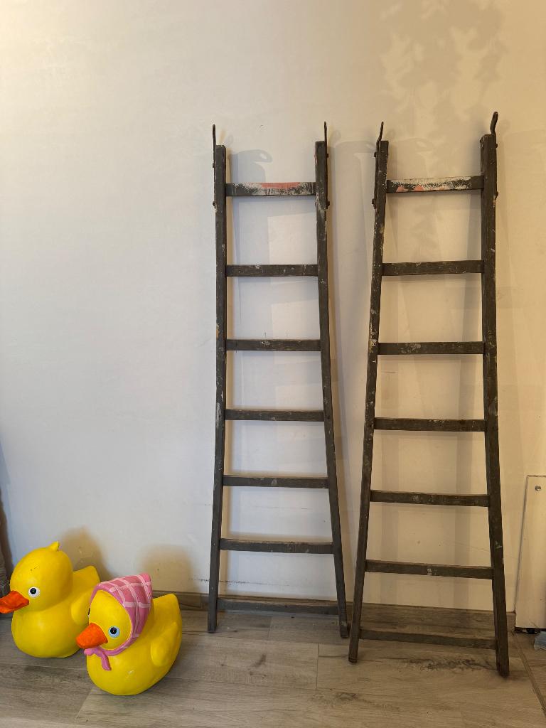 2 landelijke oude decoratieve ladders, Huis en Inrichting, Ophalen, Gebruikt, Industrieel, Hout