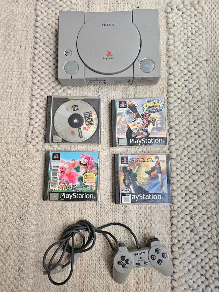 Playstation 1, PS1, 4 Play, carte mémoire, 1 manette, Enlèvement ou Envoi, Avec 2 manettes, Avec jeux
