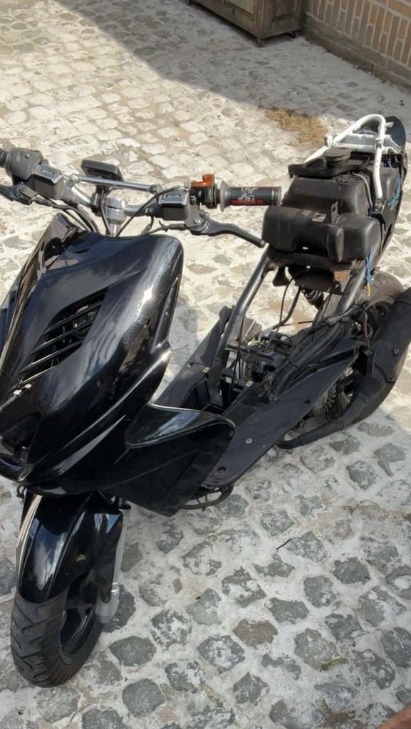 MBK NITRO, Vélos & Vélomoteurs, Scooters | Yamaha, Comme neuf, Enlèvement