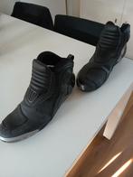 Verschillende soorten motorkleding, Motoren, Ophalen