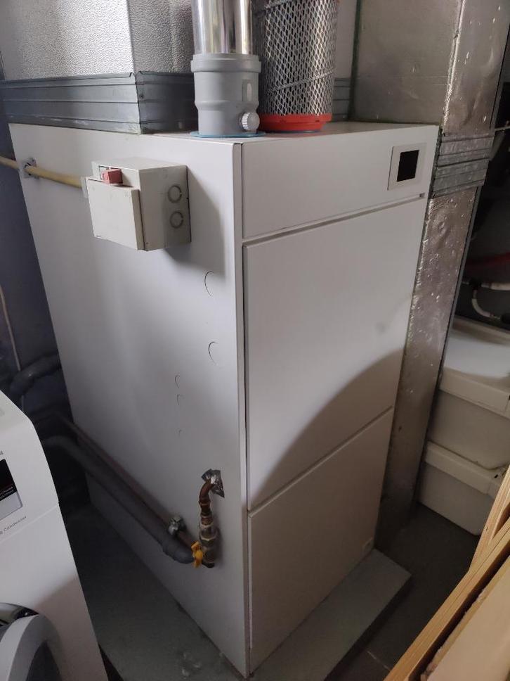 Verwarmingsketel lucht Multicalor Udara 30, Doe-het-zelf en Bouw, Chauffageketels en Boilers, Gebruikt, Aardgas, 6 t/m 10 jaar oud