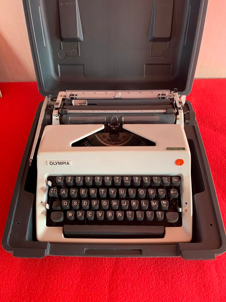 Olympia typemachine, Diversen, Typemachines, Ophalen, Zo goed als nieuw