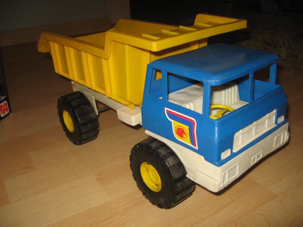 diverses petites voitures, Enlèvement