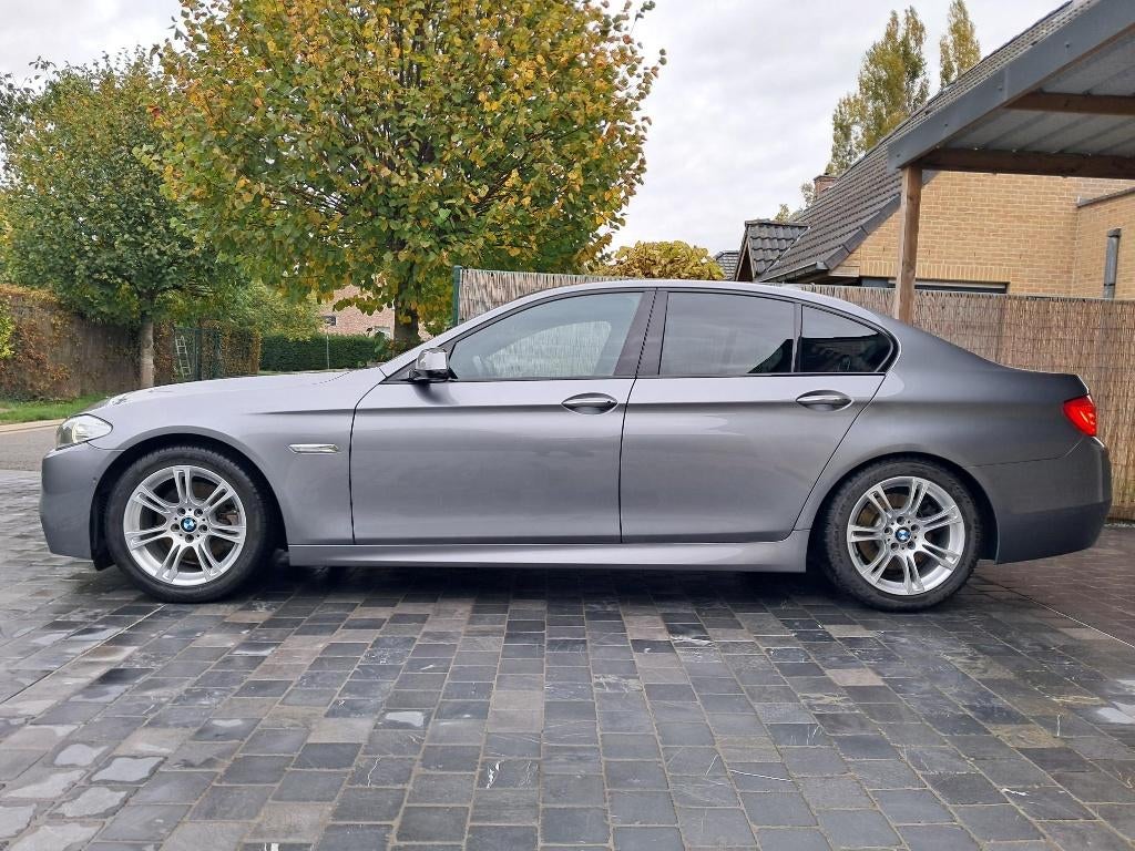 Bmw 520d F10 met M  pakket (binnen en buiten) 123000 kms, Cuir, 4 portes, Noir, 120 kW