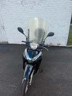 HONDA SH 125CC UIT 2011 RIJDT PERFECT VOOR 875€!, Motoren, Scooter, Particulier, 125 cc, 11 kW of minder