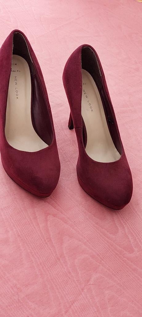 Schoenen maat 40 new look, Vêtements | Femmes, Chaussures, Enlèvement ou Envoi, Comme neuf, Chaussures basses, Autres couleurs
