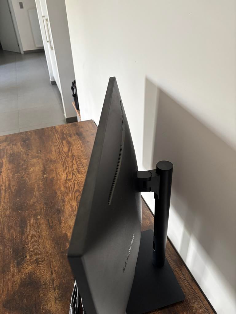 Samsung 24 inch scherm, Audio, Tv en Foto, Televisiebeugels, Ophalen, Zo goed als nieuw