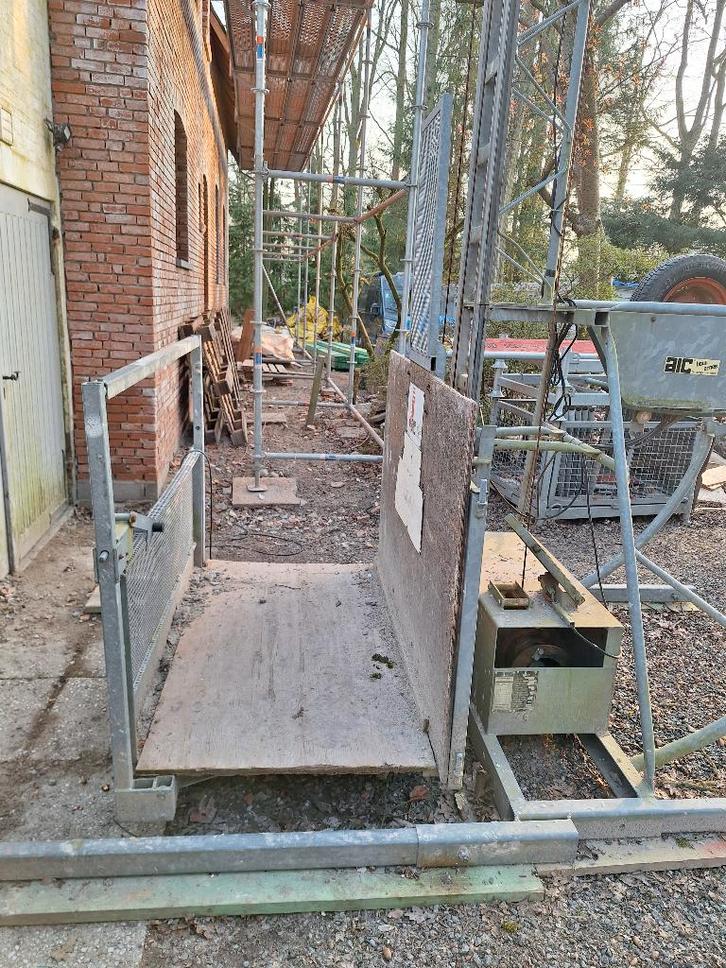 Bouwlift, Bricolage & Construction, Monte-charges, Utilisé, Ascenseur de chantier, Enlèvement