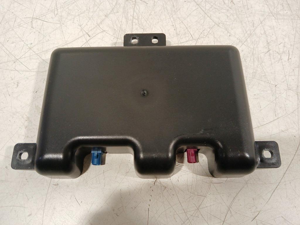 Antenne versterker BMW Z4, Auto diversen, Autoradio's, Ophalen of Verzenden