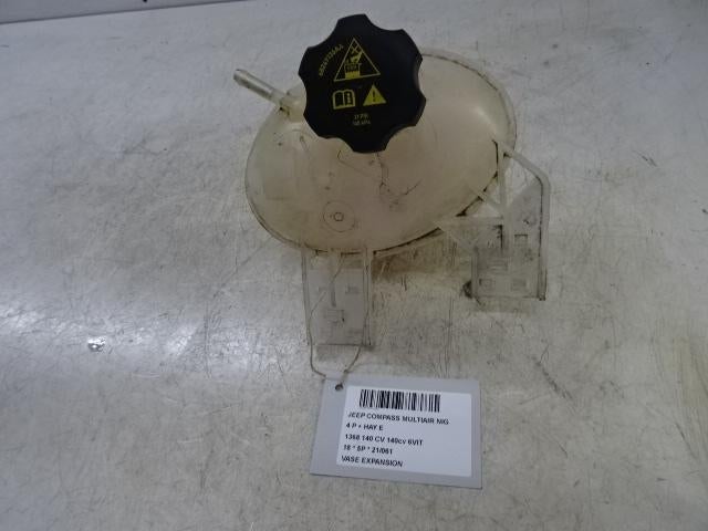 EXPANSIERESERVOIR Jeep Compass (MP) (682500577AB), Gebruikt, Jeep
