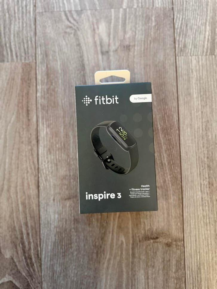 Fitbit Inspire 3 | Health & Fitness Tracker | Nieuw, Handtassen en Accessoires, Activity trackers