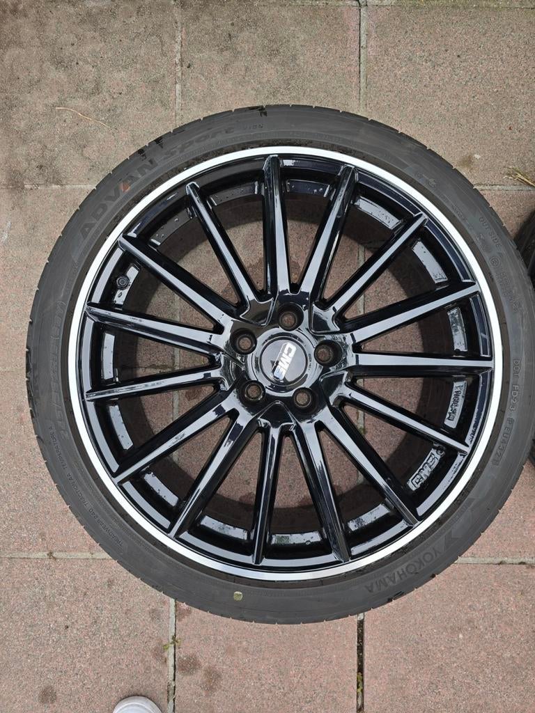 MercedesBenz Amg replica velgen 19inch 245 35 Yokohama sport, Band(en), Zomerbanden, Ophalen, 19 inch