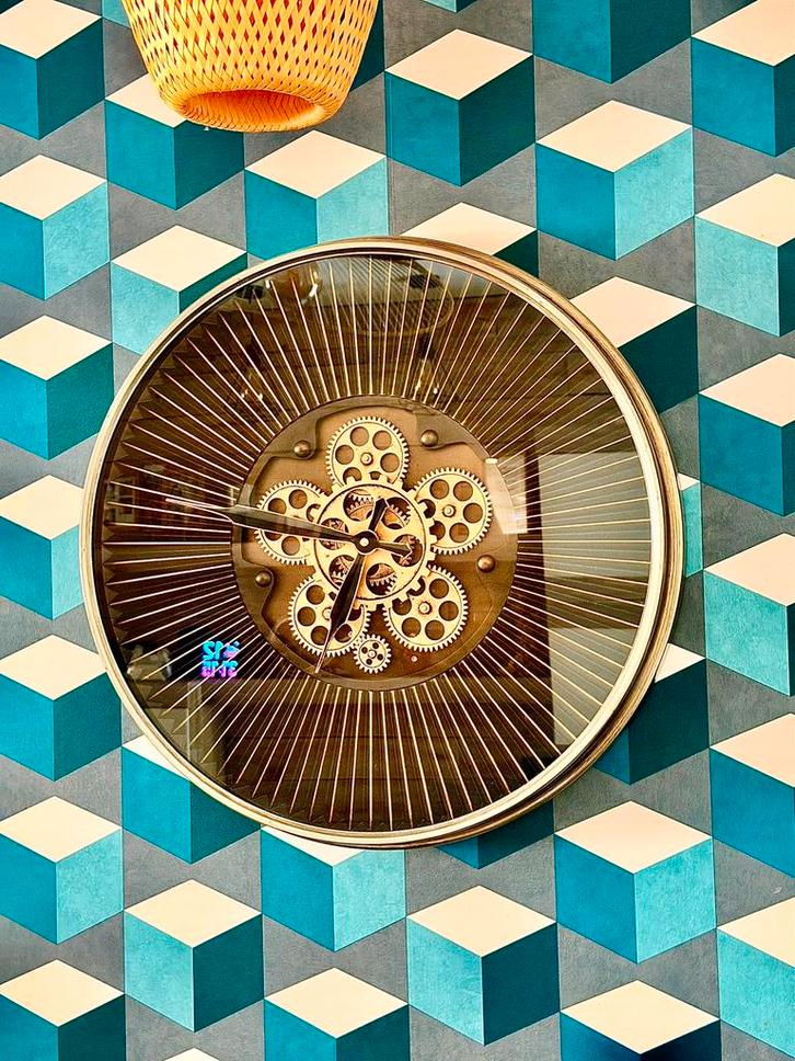 Industriële klok met bewegende tandwielen, Postzegels en Munten, Munten | Europa | Euromunten, Ophalen