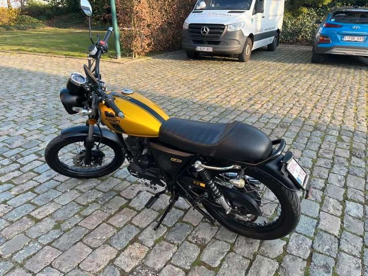 Mash 50cc – topstaat – 8821 km – recent nagekeken, Vélos & Vélomoteurs, Cyclomoteurs | Marques Autre, Utilisé, Classe B (45 km/h)
