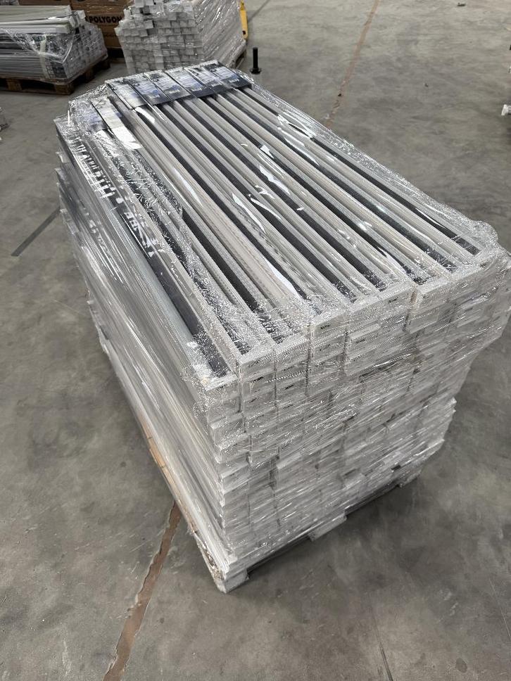 partij rolgordijnen 120x150 cm, 191 stuks, Huis en Inrichting, Stoffering | Gordijnen en Lamellen, Nieuw, 100 tot 150 cm, 150 tot 200 cm