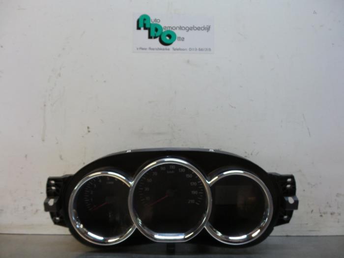 Instrumentenpaneel van een Dacia Logan (Logan 2 14-), Auto-onderdelen, Dashboard en Schakelaars, Dacia, Gebruikt, 3 maanden garantie