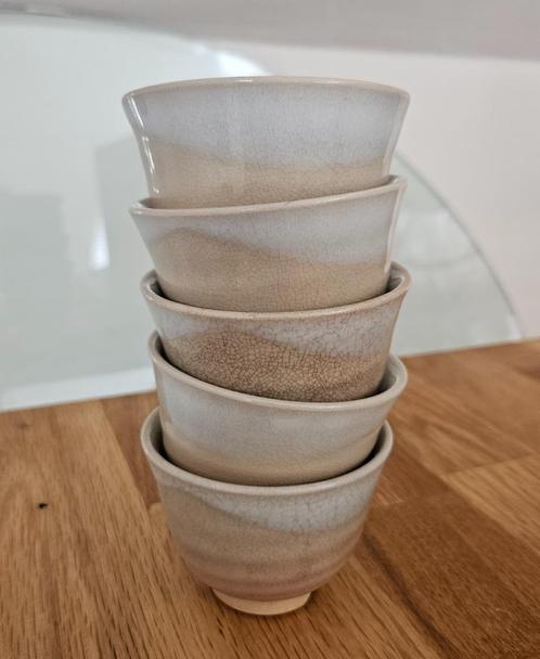 Set theekopjes uit Japan, Huis en Inrichting, Keuken | Servies, Zo goed als nieuw, Kop(pen) en/of Schotel(s), Overige stijlen