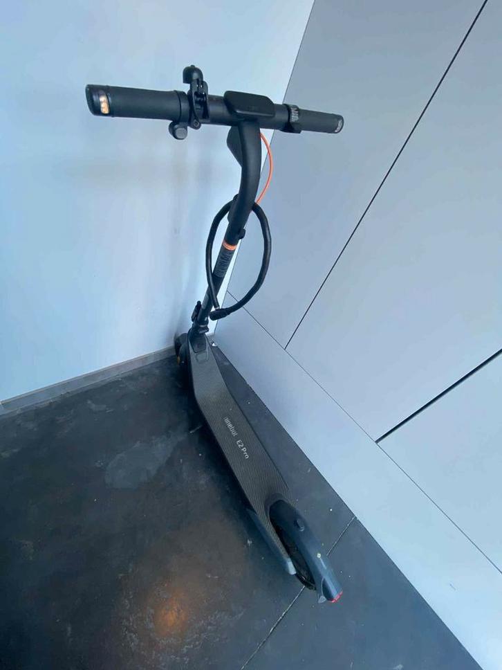 Ninebot by Segway E2 pro, Fietsen en Brommers, Steps, Gebruikt, Ophalen
