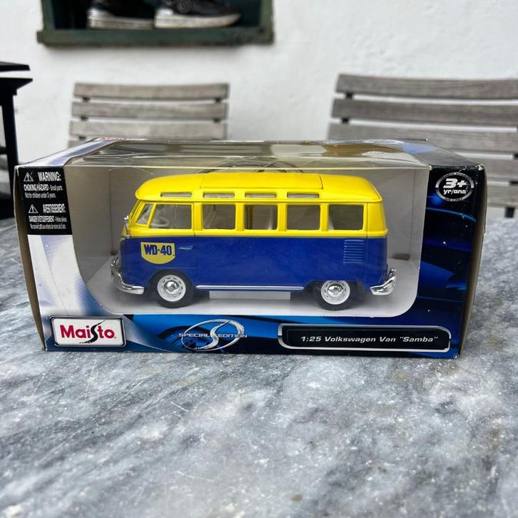 VW Spijlbus Maisto T1 WD-40 Limited Edition 1:25 Samba, Auto diversen, Auto-accessoires, Zo goed als nieuw, Verzenden