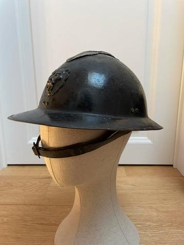 ABBL 1940 casque gendarmerie avec matricule disponible aux enchères