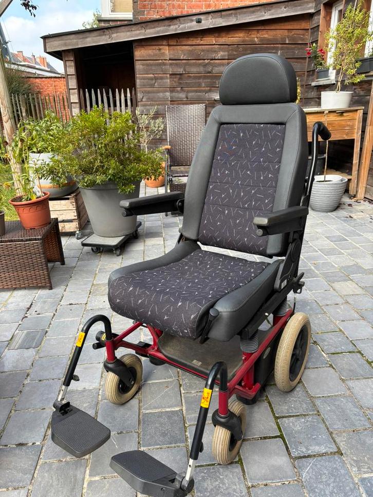Rolstoel om in te bouwen in auto, Diversen, Rolstoelen, Gebruikt, Duwrolstoel, Ophalen