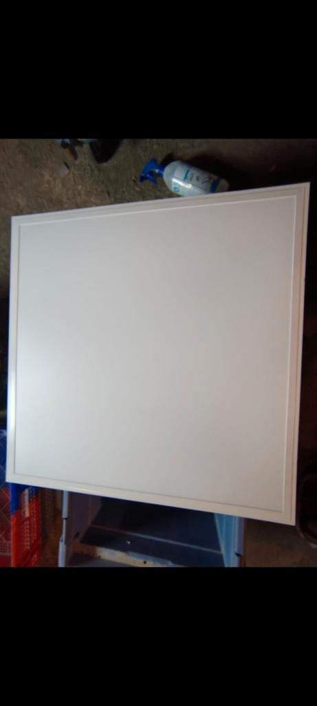 LED PANEL - 4 stukken can 60x60x18, 1 stuk van 57x57x19, Huis en Inrichting, Stoffering | Gordijnen en Lamellen, Gebruikt, Ophalen of Verzenden