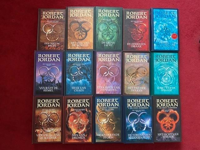 ROBERT JORDAN HET RAD DES TIJDS DE COMPLETE SERIE IN GOEDE S, Livres, Fantastique, Enlèvement ou Envoi