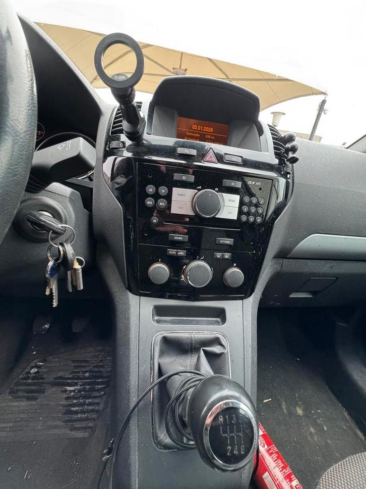 Opel Zafira 2012 /1.7 / 250,000 km . Euro 5 . Zitplaats 7, Auto's, Opel, Particulier, Zafira, Euro 5, Ophalen of Verzenden