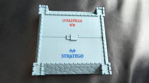 Stratego - reiseditie, Hobby en Vrije tijd, Gezelschapsspellen | Bordspellen, Zo goed als nieuw, Ophalen of Verzenden