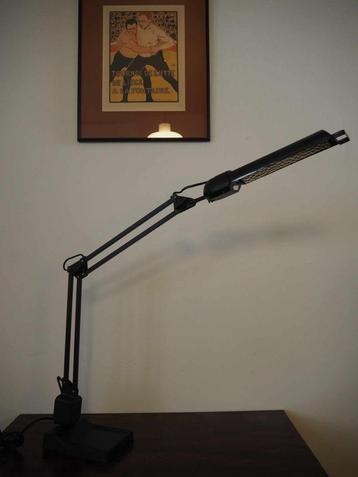 Vintage zwarte architectenlamp beschikbaar voor biedingen