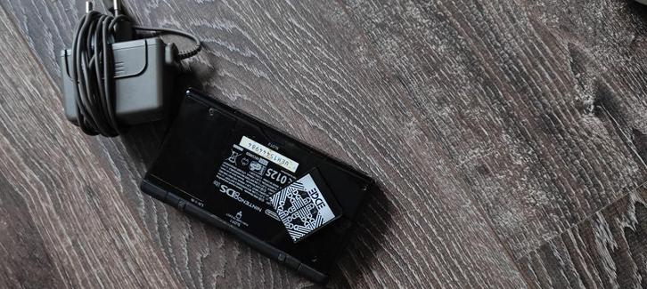 Nintendo DS lite, Games en Spelcomputers, Spelcomputers | Nintendo DS, Gebruikt, DS Lite, Zwart, Ophalen